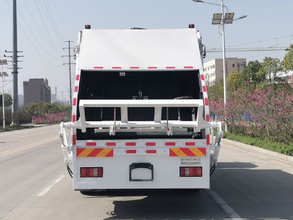 CSC5187ZYSZ6型壓縮式垃圾車