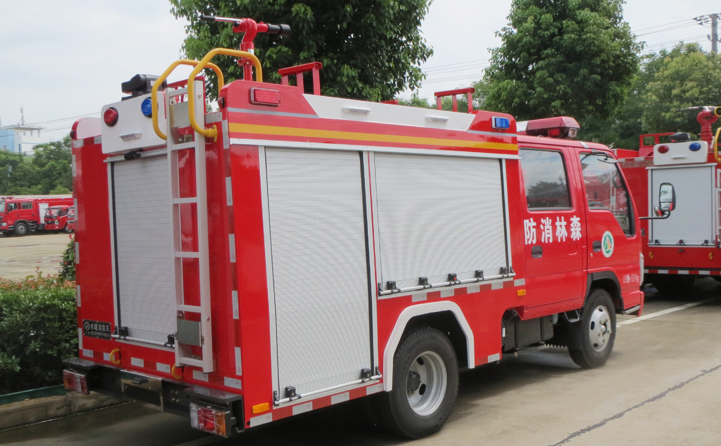 五十鈴1噸泡沫消防車
